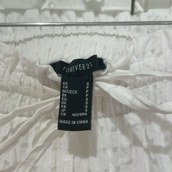 Forever 21 White skirt - Picture 2 of 3